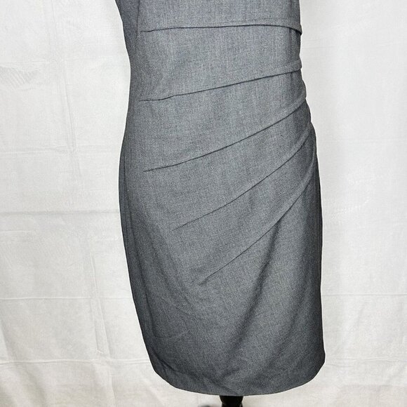 Calvin Klein Women’s Sleeveless Fitted Grey Pleated Design Dress Size 6 Stretch - Picture 3 of 9